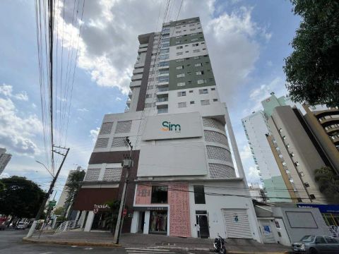 Apartamento de frente, semi mobiliado para locação no Centro de Chapecó