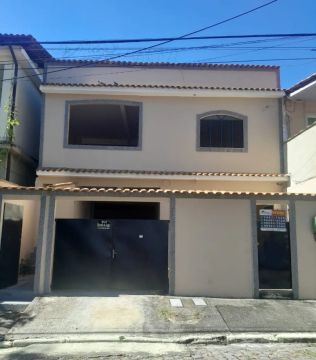 Duas casas no bairro Amanda Campo Grande, tipo apartamento. 