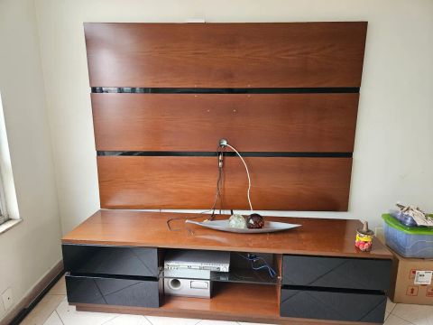 Rack com painel para sala