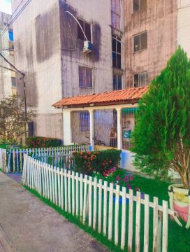 VENDO APARTAMENTO NO CONJUNTO AÇUCENA - BURITIZAL, MACAPÁ.<br>