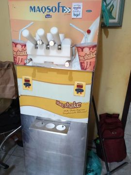 Máquina de Milk Shake Maqsoft - Impecável
