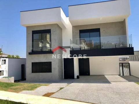 Casa de condomínio em Rua Professor Doutor José Paciulli - Parque das Quaresmeiras - Campi