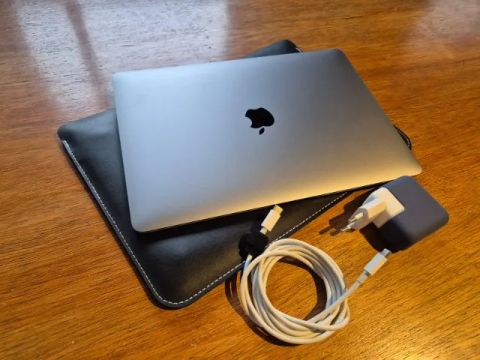 MACBOOK AIR M1 (IMPECÁVEL) COM ACESSÓRIOS