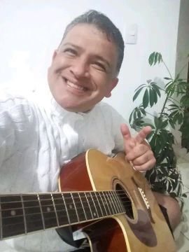 CRISTIANO SHOW MUSIC...