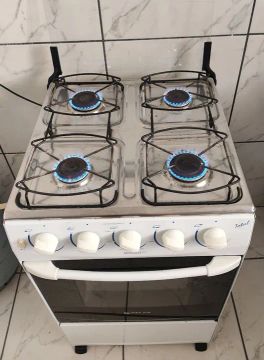 Fogão 4 bocas (não funciona o forno)