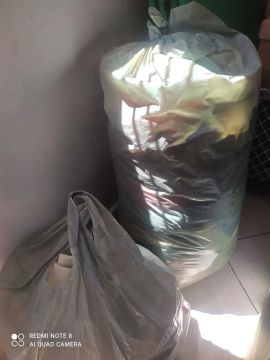 Lote de roupas para vendas usadas 