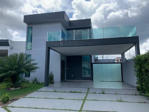 //Casa com piscina no Passaredo 