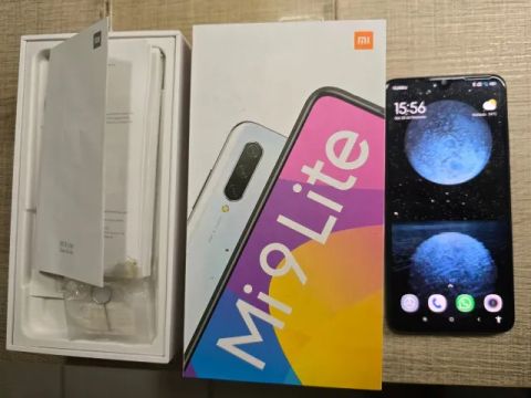 Smartphone Xiaomi Mi 9 Lite 64 / 6 GB
