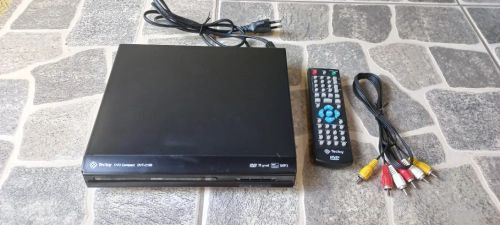Aparelho de DvD Tectoy DVT C-100 + 2 Filmes DvD Brinde