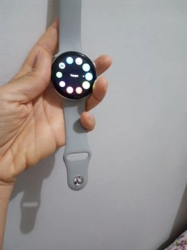 Smartwatch semi novo