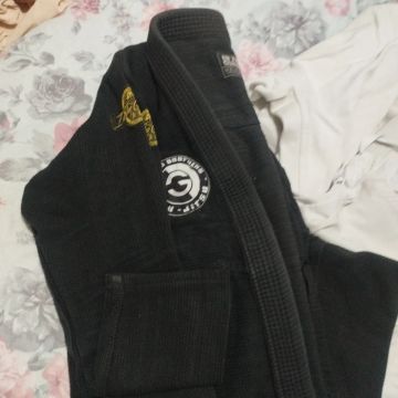 2 Kimonos de Jiu-Jitsu Preto - Tamanho A3