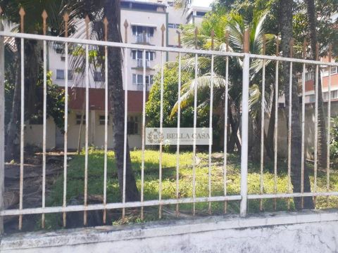 Casa com 2 dormitórios para alugar, 100 m² por R$ 10.000,00/mês - Centro - Araruama/RJ