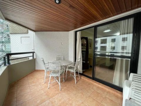 Apartamento em Rua Marechal Floriano Peixoto - Pitangueiras - Guarujá/SP