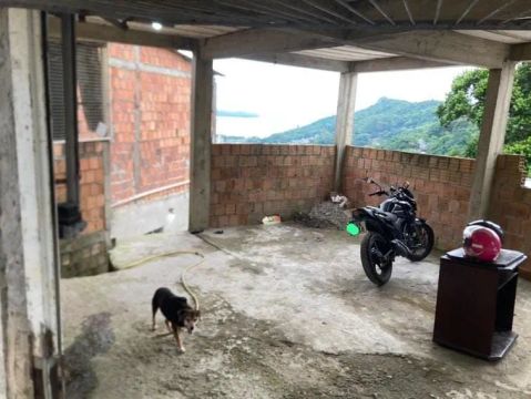 Garagem com espaço para fazer kitnet