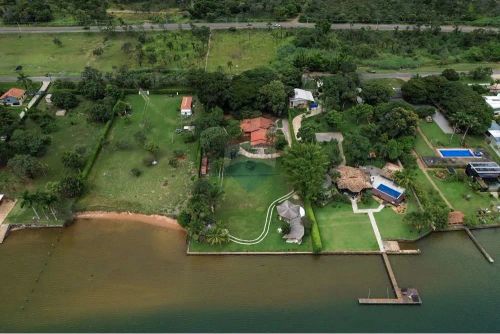 Casa beira Lago Norte 5.375 m² Setor de Mansões do Lago Norte