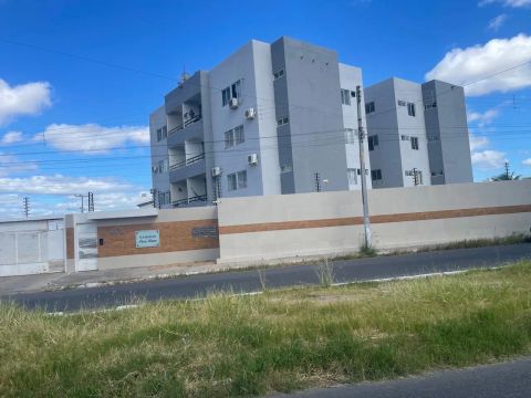 Apartamento Pierre Ramos/ Bairro caminho do sol.