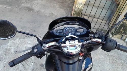 Honda PCX ótimo estado