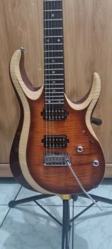 Guitarra Elétrica Cort X700 Duality 