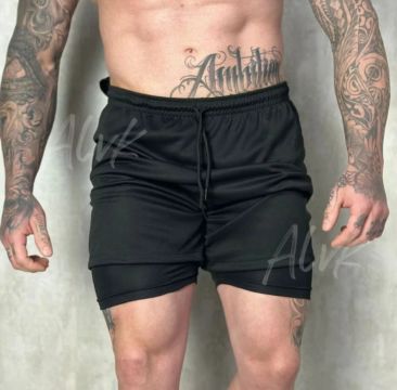 VENDO DUAS BERMUDAS MASCULINAS