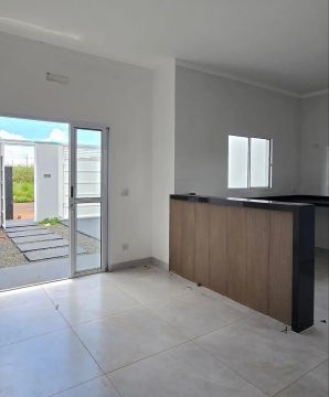 Imóvel para venda possui 102 metros quadrados com 2 quartos em Líder - Chapecó - SC
