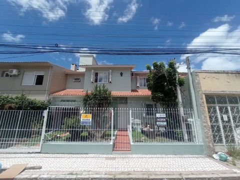 Sobrado 3 dormitórios para alugar Três Vendas Pelotas/RS