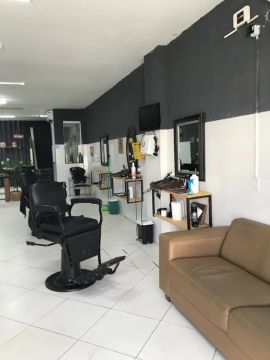 Vendo ou troco Barbearia 
