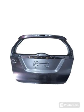 Tampa traseira honda fit 2017 a 2019