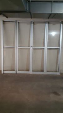 Porta de Alumínio com Vidro 