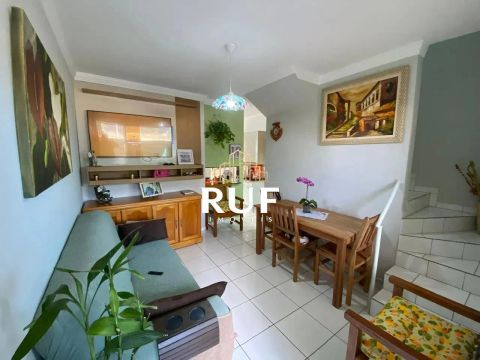 Casa 2 dormitórios a venda - Jardim Maristela - Atibaia-SP