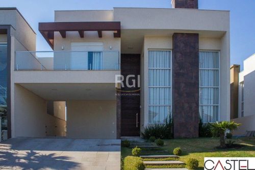 Casa Condominio para Venda - 300m², 4 dormitórios, sendo 3 suites, 2 vagas - Cen