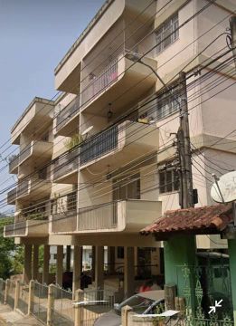 Vendo apartamento neste prédio com garagem e ótima localização. 