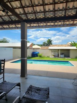 Linda casa em Saquarema com piscina - ACEITO TROCA