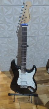 Vendo guitarra Giannini super Sonic.