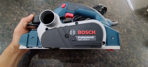 Plaina elétrica manual Bosch Professional GHO 26-82 D 82mm 127V cor azul 