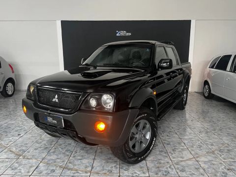 L200 Outdoor 2.5 Diesel 4x4 2010 completa 