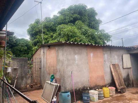 Vendo casa no itapoa próxima administração 
