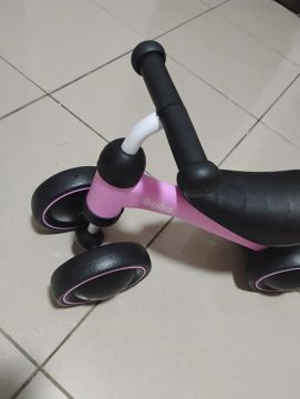Andador infantil Buba - rosa