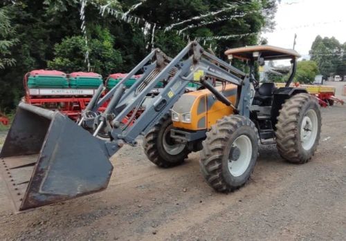 Trator Valtra - A950, Plataformado, 4180 Horas. Fabricac?a?o 2011