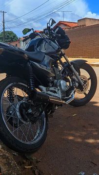 Moto Factor 125cc - Preta - Ótimo estado