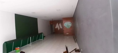 Aluga-se prédio comercial ideal para restaurante na Av. Bernardino de Campos!