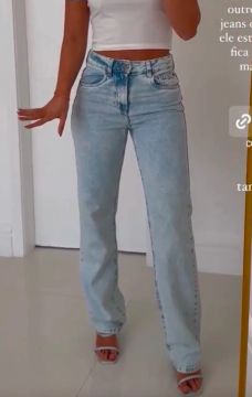 Calça jeans clara reta 