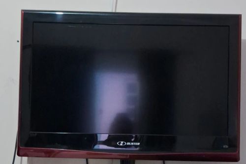 Vendo Tv LCD 29 polegadas, usada, ótimo estado de conservação 