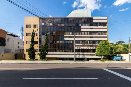 Apartamento com 1 dormitório para alugar, 30 m² por R$ 2.200/mês - Centro Cívico - Curitib