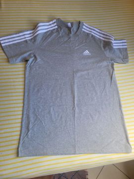 Camiseta Adidas Cinza - Tamanho M