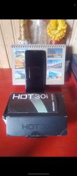 Vendo esse celular semi novo acompanha , caixa , capinha e carregador.