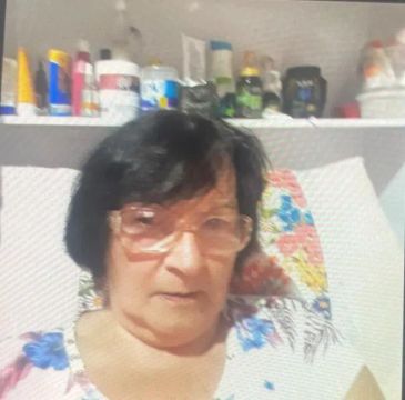 CUIDADORA DE IDOSOS - PARA POSAR NO LOCAL 