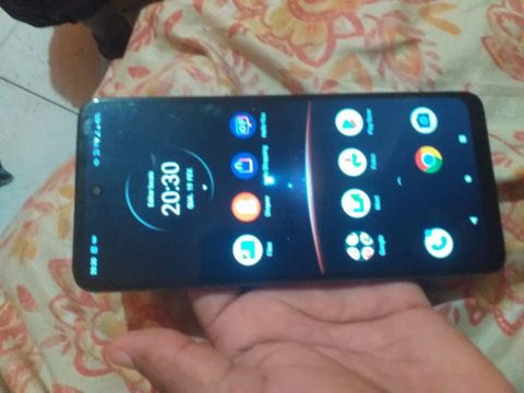 Smartphone Android - Tela Infinita moto é 32 