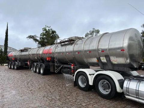 Rodotrem tanque Aço Inox Randon 3x3