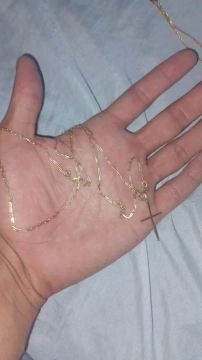 Colar  com cruz em ouro