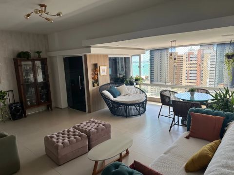 Apartamento na praia de Iracema vista mar 